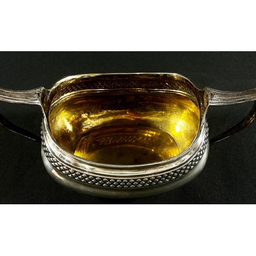 255 - A George III silver twin handled sugar bowl, London 1811 maker Solomon Hougham, 8.6z approximately