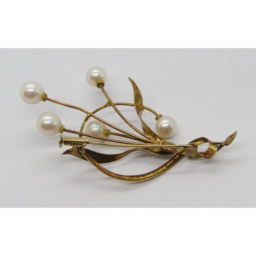 283 - Vintage 14k floral spray brooch set with five pearls, 5.9cm L approx, 4.2g