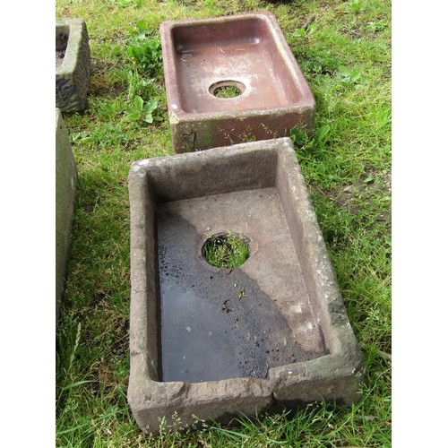 1072 - A weathered shallow rectangular stone trough/sink with circular drainage hole, 18 cm high x 71 x 44 ... 