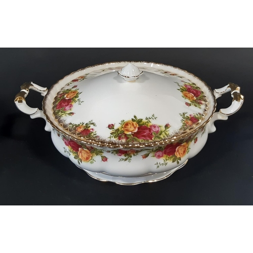 17 - A mixed quantity of Royal Albert Old Country Roses pattern dinner wares to include twelve dinner pla... 