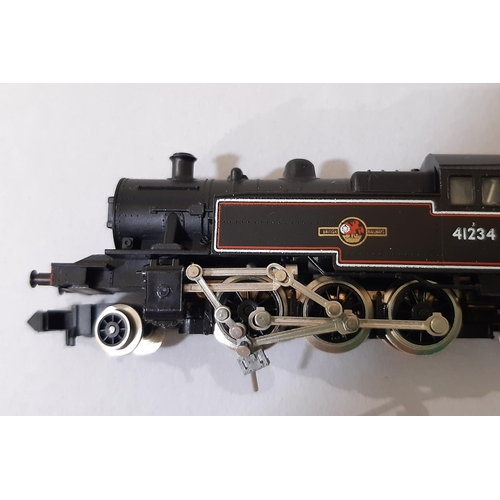 789 - A collection of boxed N gauge railway models by Hornby Minitrix including 102 Passenger Set, N205  2... 