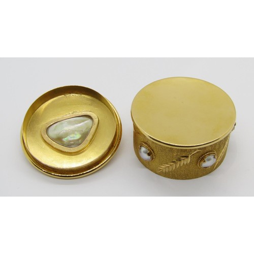 404 - Circular yellow metal (believed to be high carat gold) trinket box set with a baroque blister pearl ... 