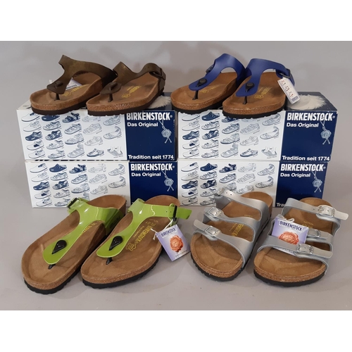 809 - 4 pairs boxed and unworn Birkenstock sandals including Gizeh sandals in Peridot -green, gold- brown,... 