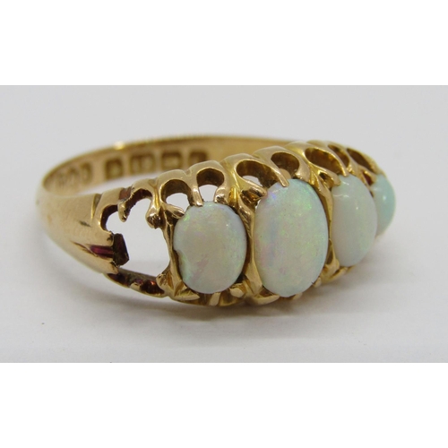 406 - 18ct graduated opal ring, maker 'C&S', Birmingham 1904, size O, 3g (one stone vacant)