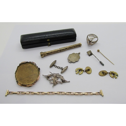 405 - Small group of jewellery to include a vintage 9ct expanding watch bracelet, 6.5g, an antique yellow ... 