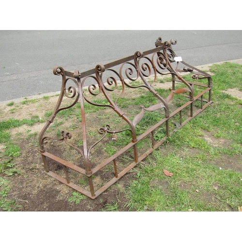 1178 - A good quality blacksmith made balcony rail with decorative open scroll and tied leaf detail, 70 cm ... 