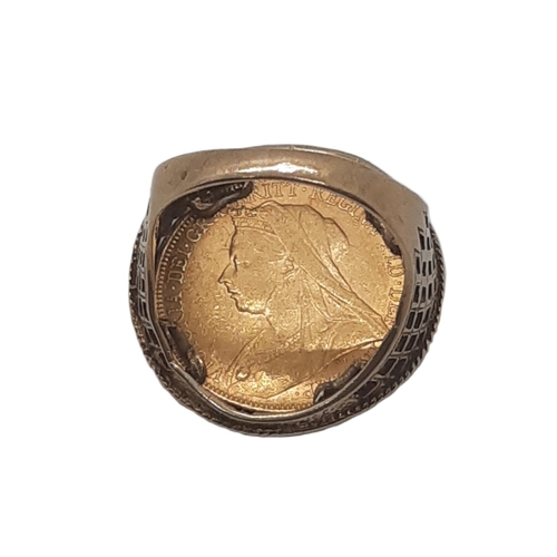 861 - Victoria (1837 - 1901) a gold full sovereign coin, 1901, mounted in 9ct yellow gold as a ring, 13.5g... 