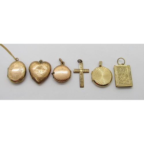 354 - Mixed group of jewellery comprising four 9ct chain necklaces of various design to include a rope twi... 