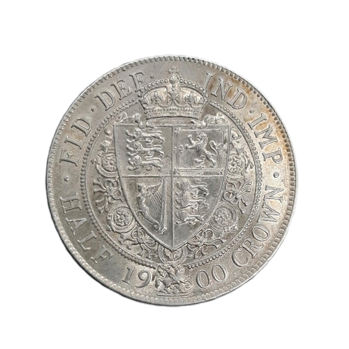 912 - Victoria (1837 - 1901) A silver half crown coin, 1900.