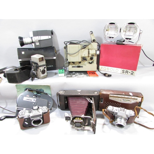 594 - A Collection of Vintage cameras, including a No 3-A Folding Pocket Kodak Model B-2 with it’s origina... 