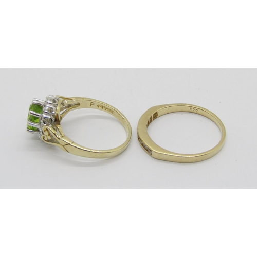 375 - Antique style 9ct peridot and diamond cluster dress ring, maker 'CJ', Birmingham, 3g and a 14ct chan... 