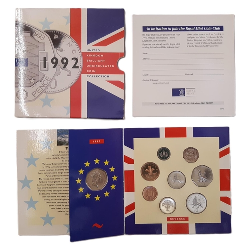 977 - Royal Mint 1992 BUNC annual coin set inc EEC Dual Year 50p (1992-1993)