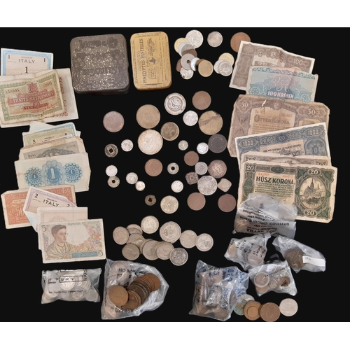 983 - Mixed British and worldwide coinage, other world coins and banknotes to include half crowns, shillin... 