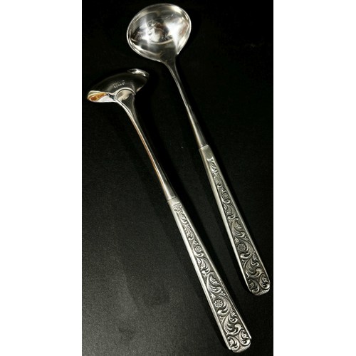 257 - A cased set of silver gilt wire worked blue enamel teaspoons possibly made by David Andersen and a p... 