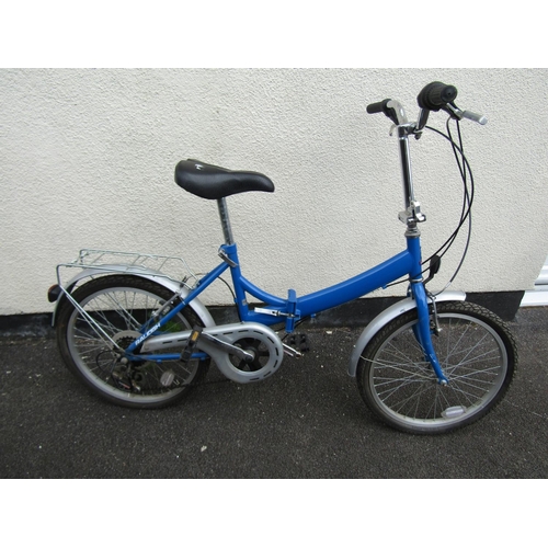 1749 - 2 folding bikes - A Raleigh and a Ridgeback model