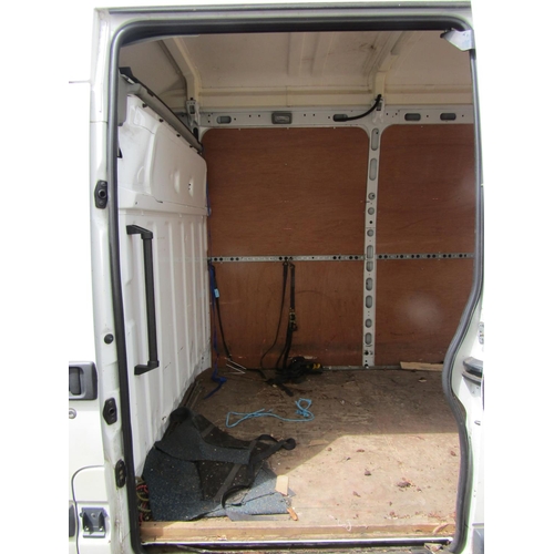 1692 - Renault Master LH35-DCI-100 panel van, white, 2464cc, Diesel first registered August 2010, reg no BX... 