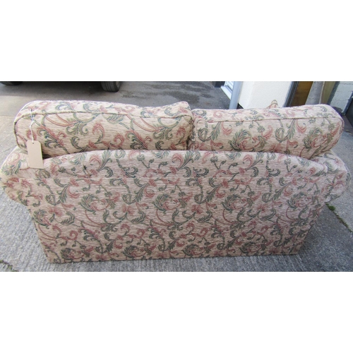 1700A - Som'toile bed settee in traditional floral upholstery