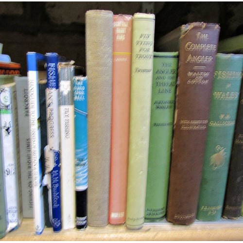 712 - An extensive library of books associated with the pursuit of fishing (60+) many late 19th & early 20... 