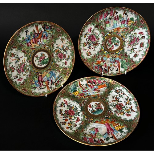 52 - Three associated Cantonese Famille Rose export porcelain plates, the largest 20 cm diameter (3)