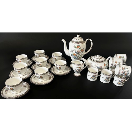 1 - A large quantity of Wedgwood 'Kutani Crane' porcelain dinner, tea, coffee comprising twelve dinner p... 