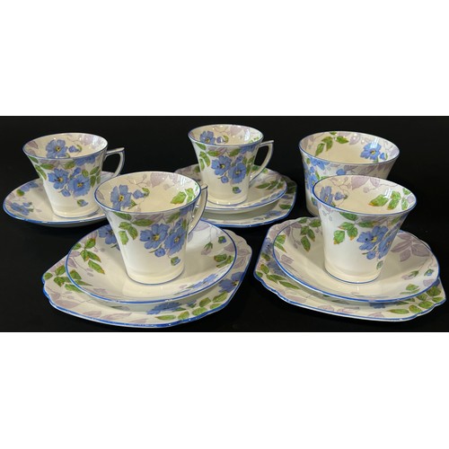 18 - A Foley bone china 'Gardenia' pattern part tea service comprising four tapering cups and saucers, su... 