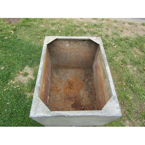 1224 - A reclaimed galvanised steel water tank of rectangular form 50 cm high x 68 cm x 51 cm