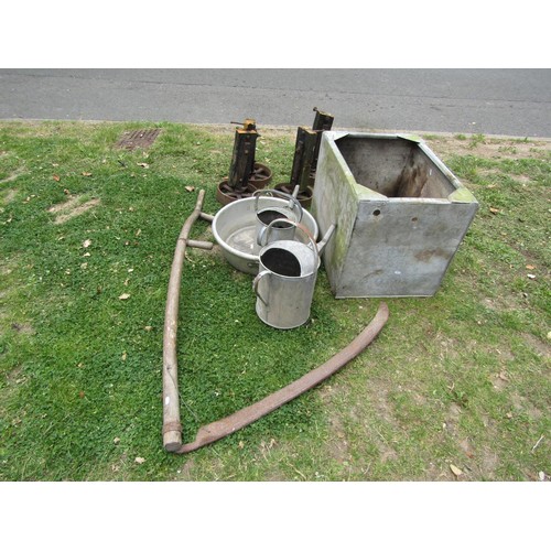 1226 - A small reclaimed steel water tank 49 cm high x 62 cm x 47 cm, together with two galvanised watering... 