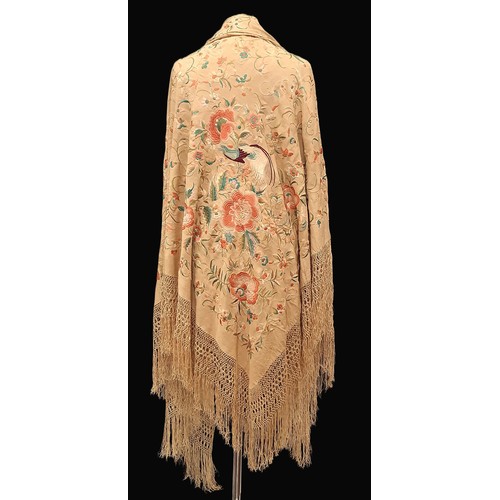 921 - Chinese silk piano shawl, late 19th/ early 20th century embroidered with figures in front of a pagod... 