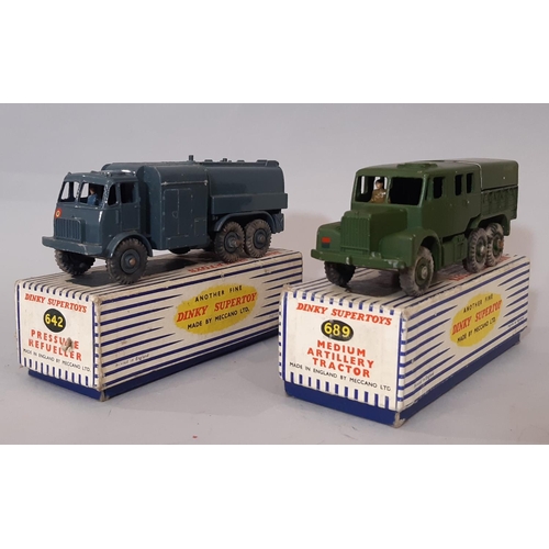 848 - 4 boxed Dinky military models 1950's/60's comprising 661 Recovery Tractor, 689 Medium Artillery Trac... 