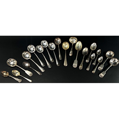 166 - A large and wide ranging collection of silver plated flatware and cutlery, 19th century and later to... 