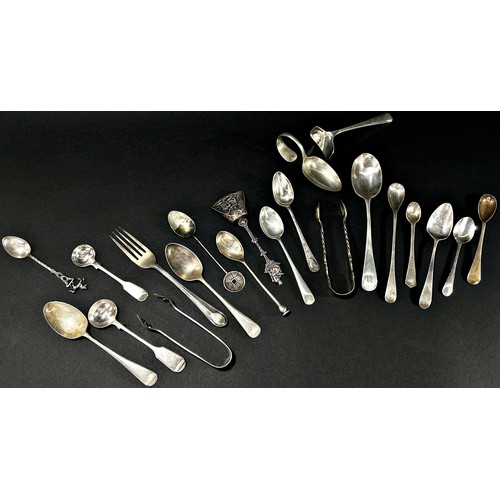 166 - A large and wide ranging collection of silver plated flatware and cutlery, 19th century and later to... 