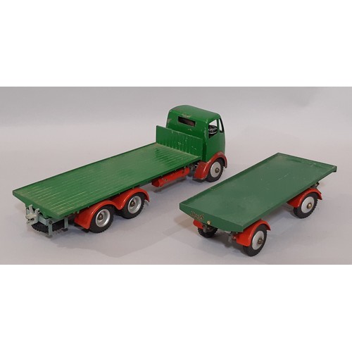 853 - Clockwork Foden flatbed truck and  open trailer with  green and red paintwork circa 1950,  probably ... 