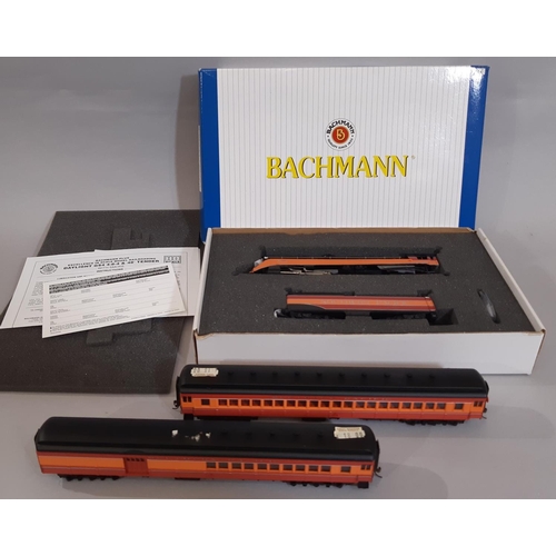 890 - Bachmann HO gauge box set no 11301 includes 4-8-4  GS Class locomotive of the Southern Pacific Railr... 