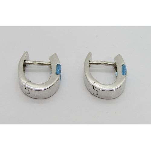 271 - Pair of 18ct white gold hinged earrings set with blue spinel, maker 'BO', Sheffield, 4.7g