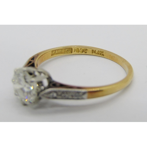 316 - Early 20th century 18ct diamond ring with platinum setting, the centre claw set stone 0.75ct approx,... 