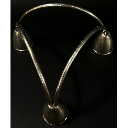 224 - A Duchin USA sterling silver modern three branch candelabra, each sconce stamped, 9.6oz weighted,