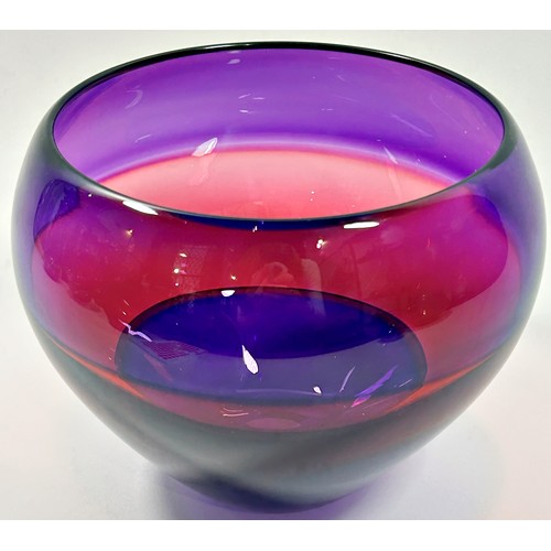 155 - Mike Hunter, a large banded contemporary Scottish studio glass vase, banded in cranberry and amethys... 