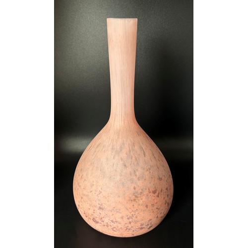 158 - A Daum Nancy Matt Pink thin stemmed Soliflor vase, engraved signature with the Cross of Lorraine, ci... 