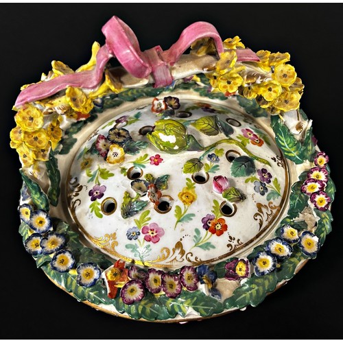 93 - A Meissen floral encrusted bowl and cover, 16cm high