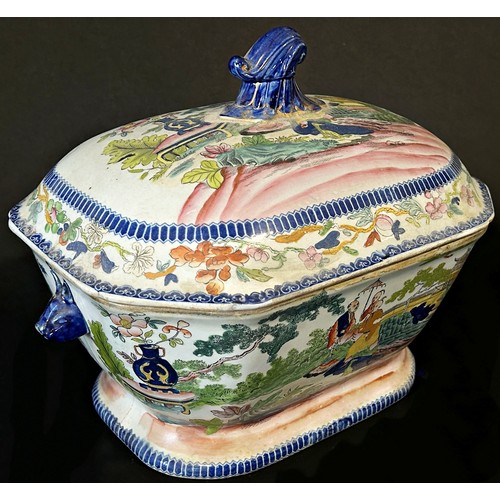 15 - A mid-19th century Masons ironstone tureen and cover with chinoiserie detail