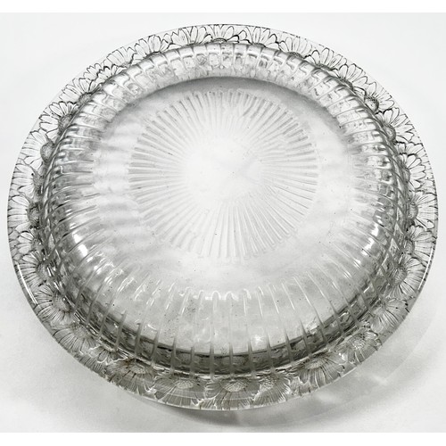 183 - A Lalique “Marguerites” glass bowl 36cm max wide, engraved Lalique France to the base. (Retail £1990... 