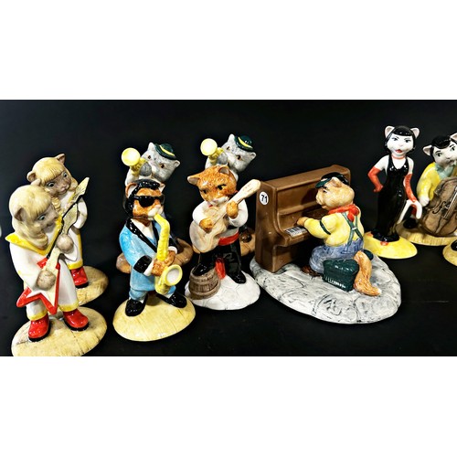 63 - A 15 piece Beswick cat band