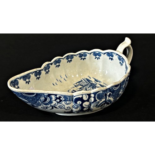 109 - An 18th century Worcester Doughnut Tree pattern sauce boat, c.1770, 18cm