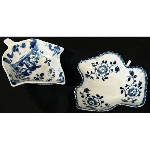 121B - An 18th century Liverpool Philip Christian three peony pattern pickle dish, c.1770, together with an... 