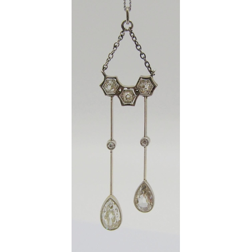 296 - Fine early 20th century diamond negligee pendant in bi-colour metal, set with five old-cut diamonds ... 