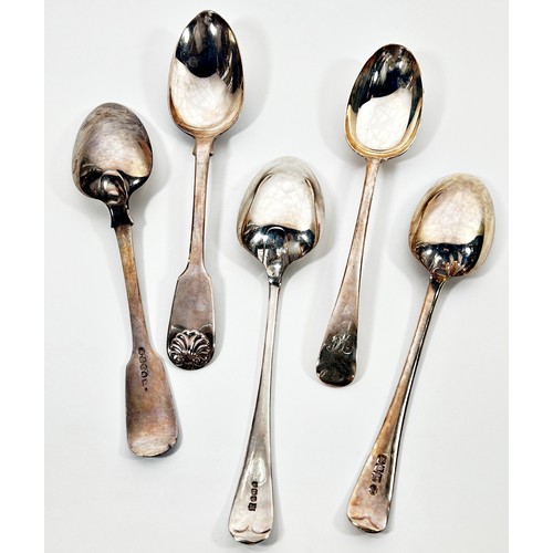 237 - A pair of William IV silver shell patterned serving spoons dated 1830, makers mark rubbed. together ... 