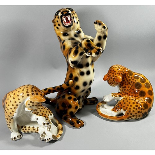 43 - Six ceramic models of leopards, 50cm tall and smaller (6)