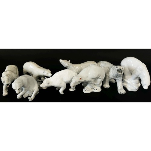 152 - Collection of eight polar bears, mainly continental various factories (8)