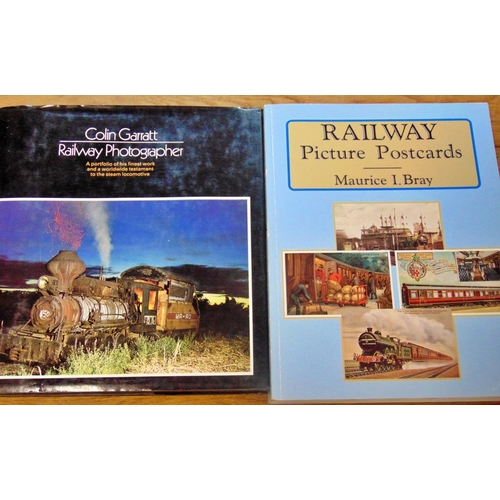 632 - An attractive collection of photographic and artistic railway books together with a large library of... 