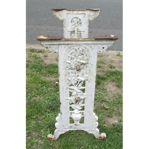 1013 - A Victorian cast iron garden/pub table base with decorative pierced flowering urn and further detail... 